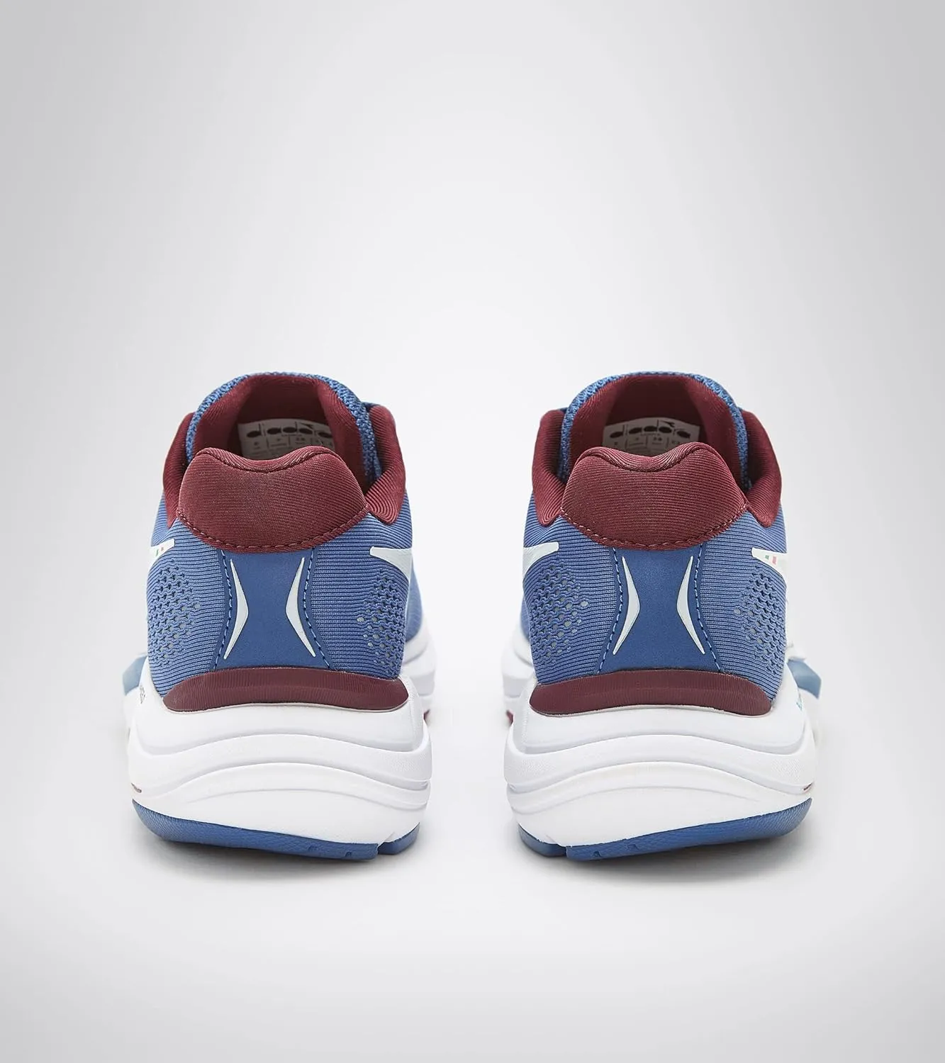 Diadora Women's Mythos Blushield 7 Vortice
