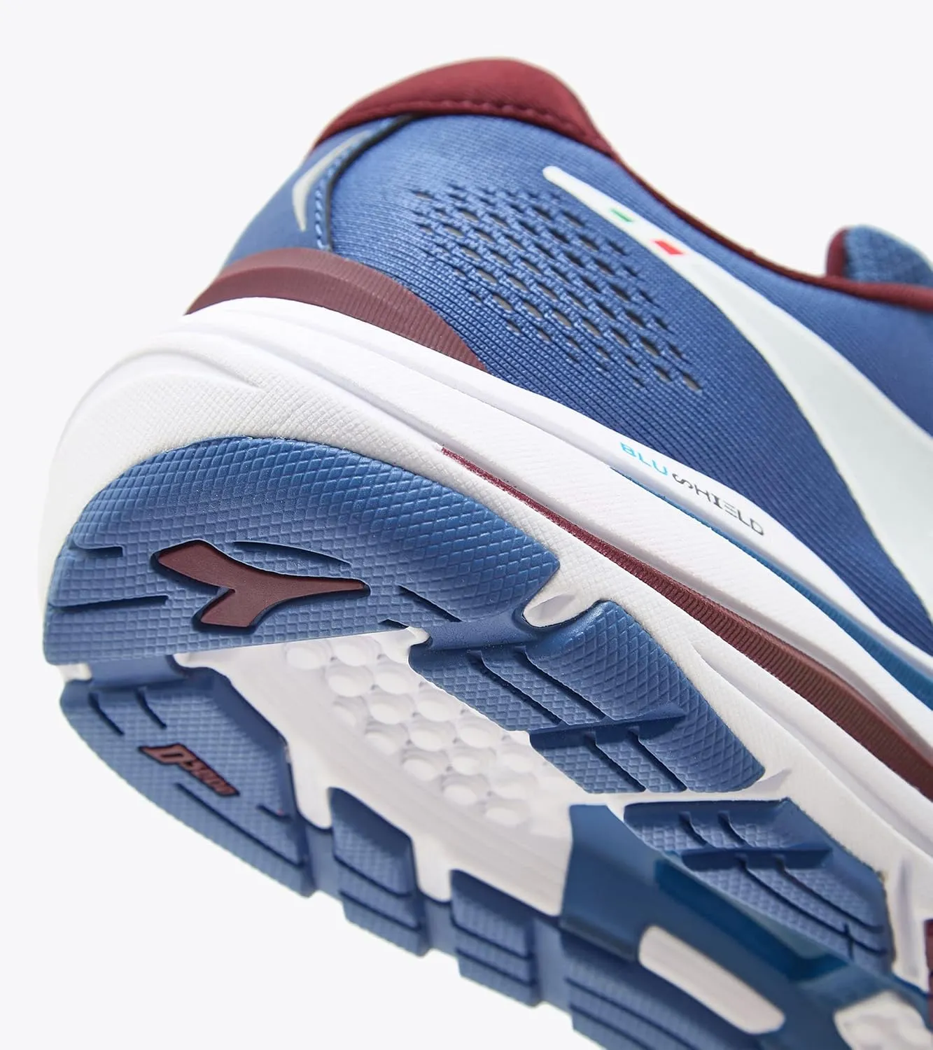 Diadora Women's Mythos Blushield 7 Vortice