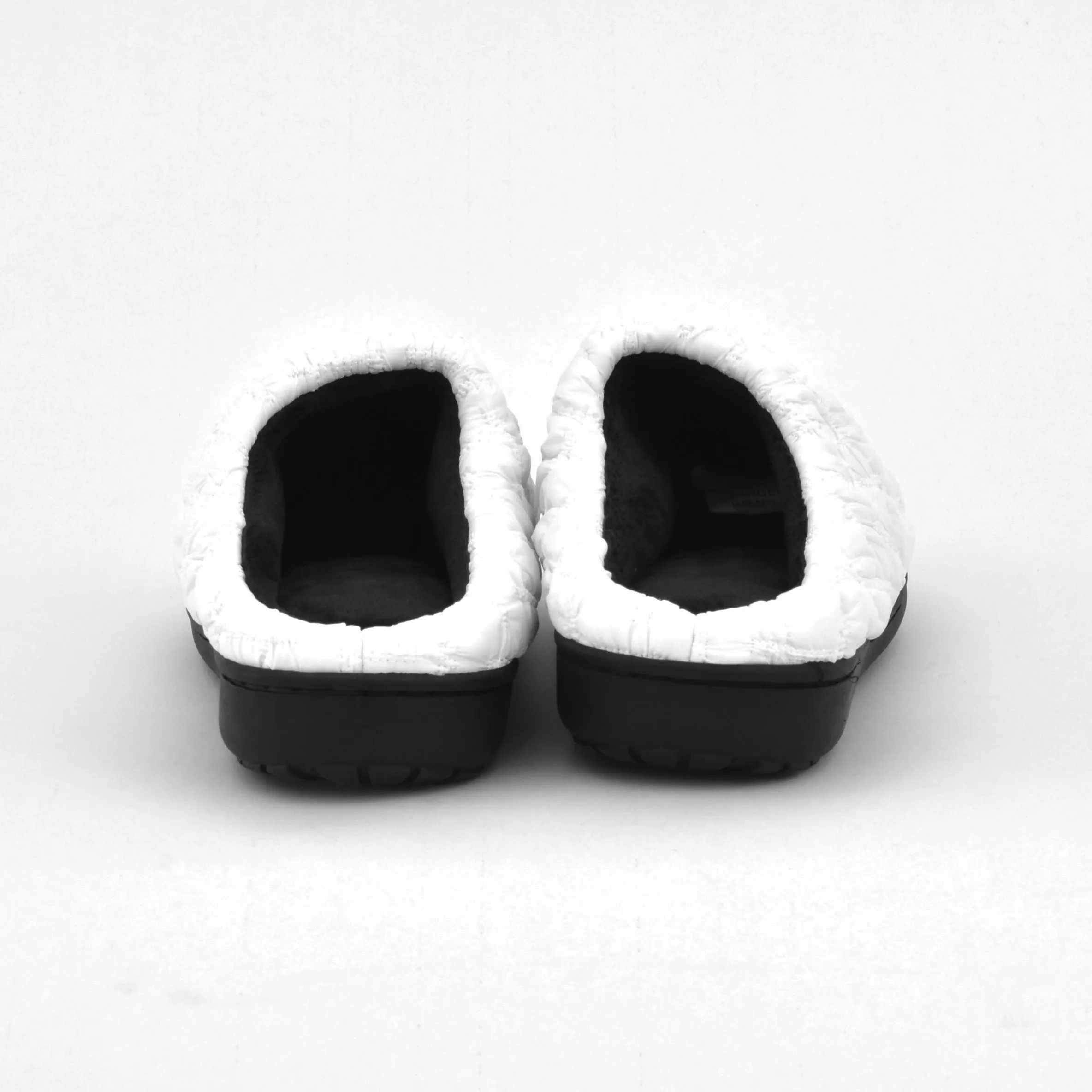 Fall & Winter Concept Slippers - Bumpy White
