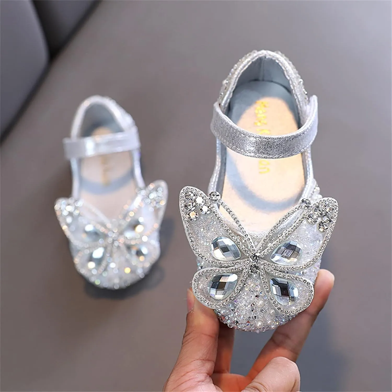 Fashion Summer Girl Dance Shoes Girls Dress Performance Princess Shoes Rhinestone Sequin Bow Hook (Silver, 3 Big Kids)