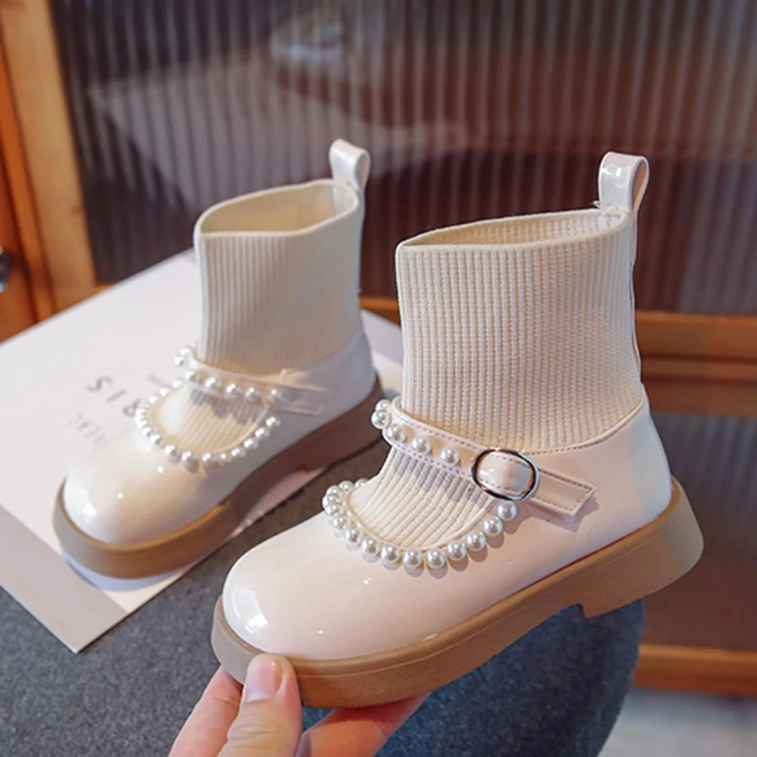 Girls Pearl Shoes Fashion Leather Boots Shoes Waterproof Leather Short Boots Non Slip Breathable Nude Boots 3-12Y (Beige, 3.5-4 Years)
