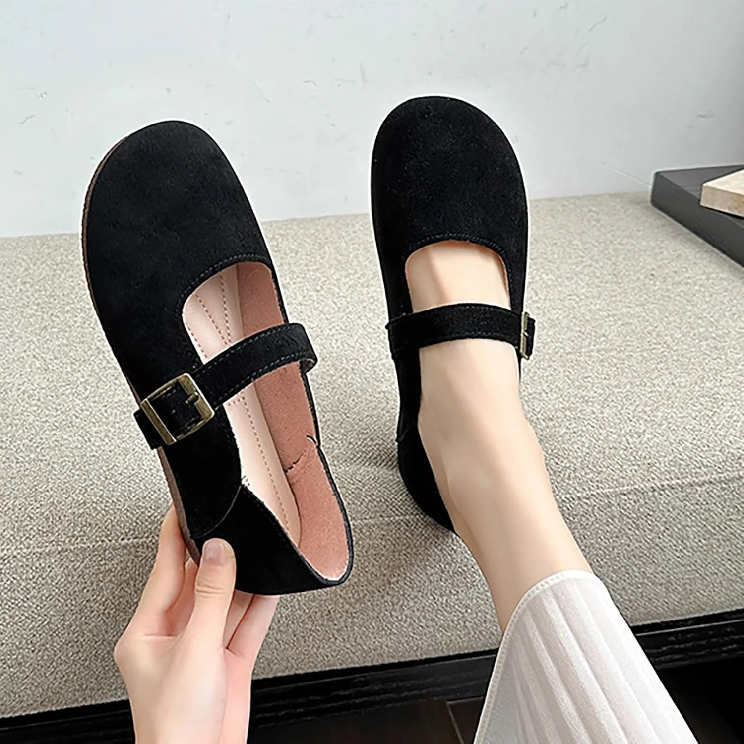 Ladies Summer Fashion Flat Bottom Shoes Solid Colour Leisure Out Travel Non Slip Soft Buckle Casual Shoes