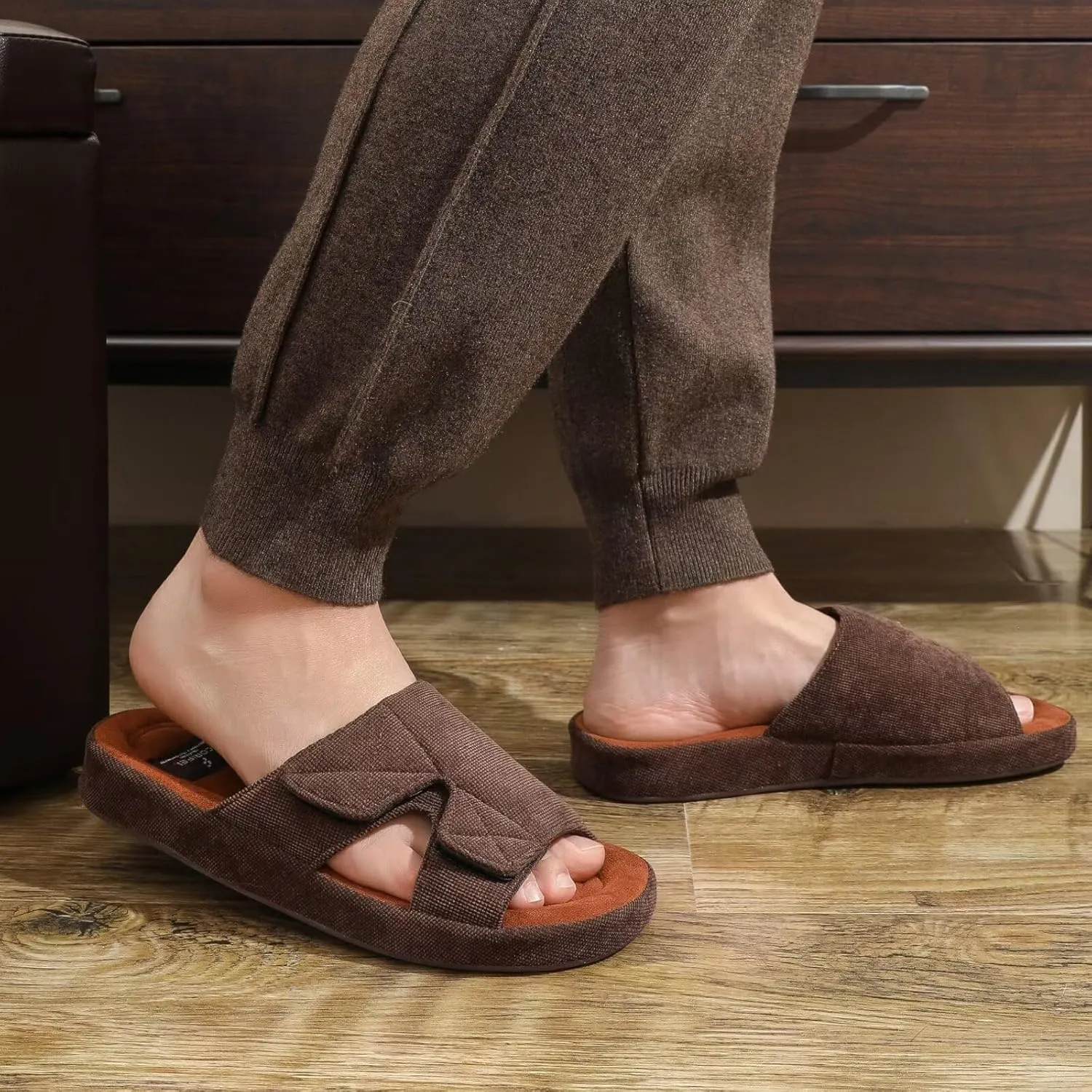Men's Open Toe Slippers Adjustable House Slippers with Arch Support Cross Band Anti-Slip Indoor Outdoor Slides